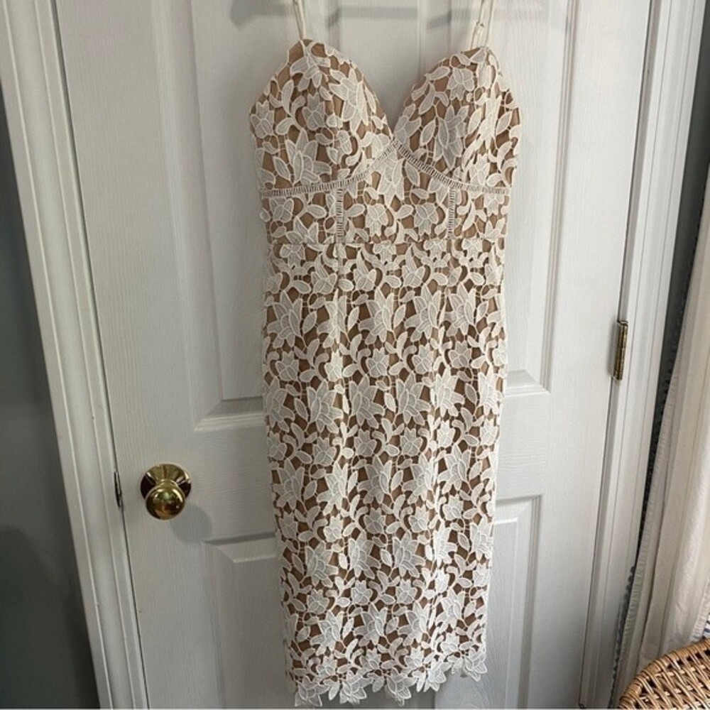 Love Honor Sofia White/Nude Lace Overlay Dress - size (AU10)US 6